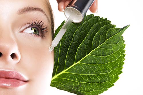 NHỮNG ĐIỀU CẦN BIẾT ĐỂ LỰA CHỌN DẦU DƯỠNG DA PHÙ HỢP