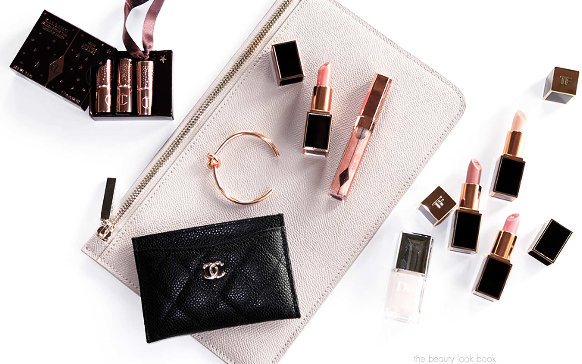 5 THỎI SON "MUST-HAVE" CỦA MỌI CÔ GÁI 