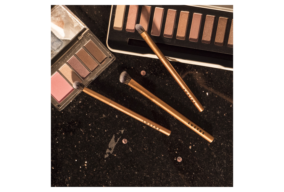 product image slider item