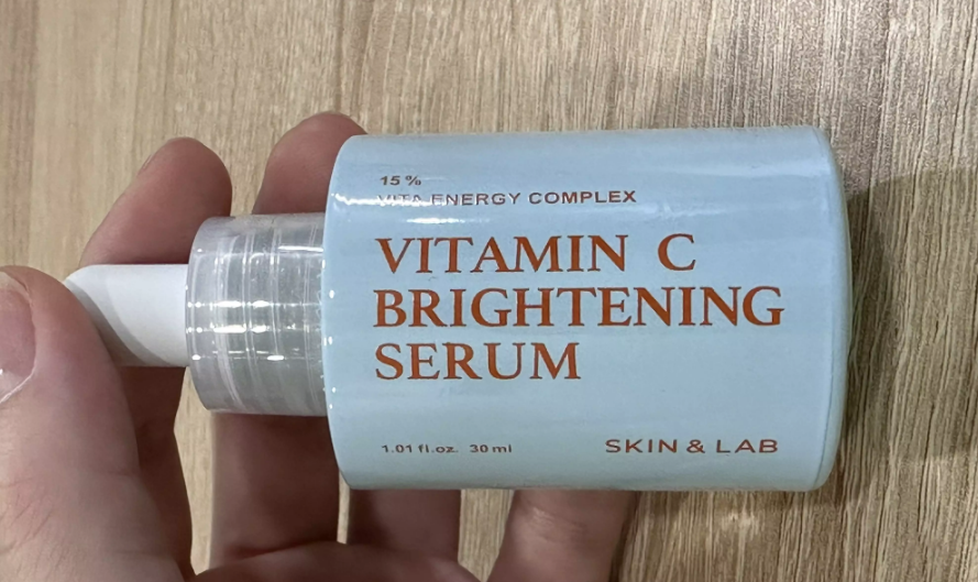 Tinh chất Vitamin C sáng da mờ thâm SKIN&LAB Brightening Serum with 15