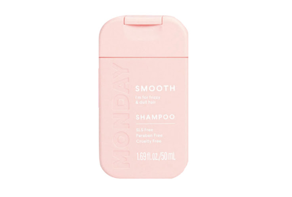 Dầu Gội MONDAY SMOOTH Travel Size Dành Cho Tóc Dợn Sóng, Xoăn, Khó Vào Nếp 50ml với thiết kế nhỏ gọn, lý tưởng cho việc du lịch. Sản phẩm giúp tóc mượt mà, dễ vào nếp.
