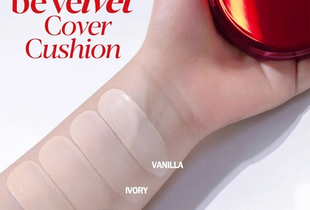Mẫu màu của phấn nước Espoir Pro Tailor Be Velvet Cushion SPF34 PA++ với các tông màu Beige, Petal, Ivory và Vanilla cùng với hộp sản phẩm có màu đỏ nổi bật.