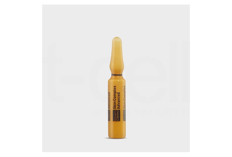 Hộp 1 ống Ampoule Chống Oxy Hoá MartiDerm Black Diamond Skin Complex Advanced giúp trẻ hóa và làm sáng da với công thức độc quyền.