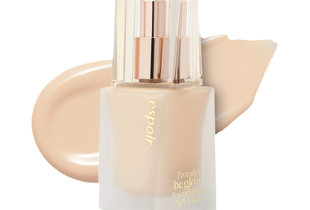 Kem Nền Espoir Pro Tailor Be Glow Foundation New Class 2023 SPF27 PA++ Siêu Che Phủ 30gr Beige, sản phẩm trang điểm giúp tạo lớp nền hoàn hảo và bảo vệ da khỏi tác hại của ánh nắng.