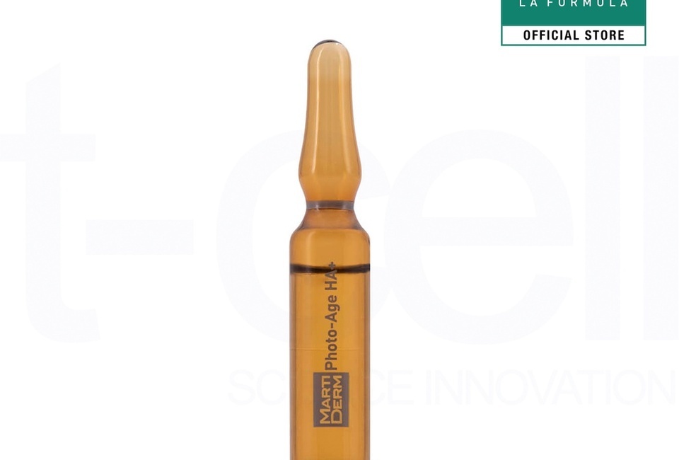 Hộp 1 ống Ampoule chống lão hóa Martiderm Platinum Photo Age HA+ với thiết kế hiện đại, chứa công thức đặc biệt giúp cải thiện dấu hiệu lão hóa trên da, mang lại làn da tươi trẻ, rạng rỡ.