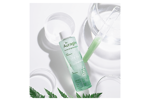 Nước cân bằng sáng da, ngừa mụn AHA PHA The Auragins Gentle Brightening Toner 150ml với các thành phần chiết xuất tự nhiên, giúp cấp ẩm và tái tạo da, phù hợp cho làn da hỗn hợp và da dầu.