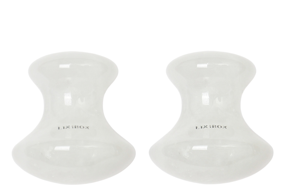 Bộ 2 Massage Mặt Đá Thạch Anh Trắng Lixibox Mushroom Gua Sha Face Massager White Jade với thiết kế độc đáo, giúp massage và nâng cao sức khỏe cho làn da, mang lại cảm giác thư giãn tuyệt vời.