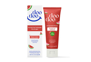 Kem Đánh Răng Doodoo Fluoride Free Toothpaste Kids All Ages Ngừa Sâu Răng Dành Cho Mọi Lứa Tuổi 120g Vị Dưa Hấu, không phẩm màu, không hương liệu nhân tạo, an toàn cho trẻ em, bao bì có thể phân hủy.