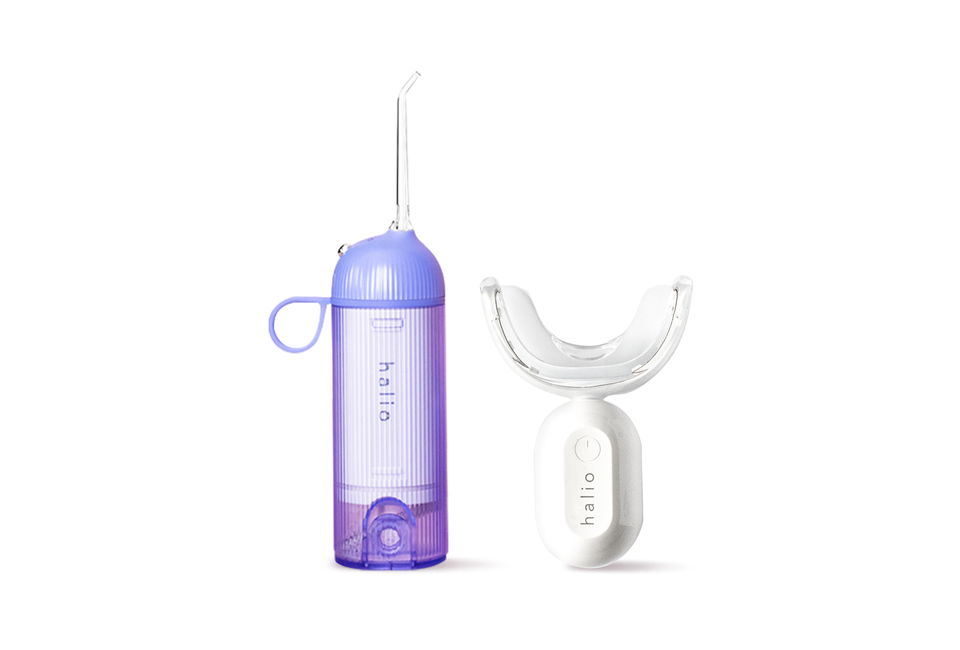 Box Chăm Sóc Răng Miệng - Smile Whitening bao gồm thiết bị làm trắng răng và dụng cụ hỗ trợ vệ sinh răng miệng, giúp cải thiện nụ cười và chăm sóc sức khỏe răng miệng đáng tin cậy.