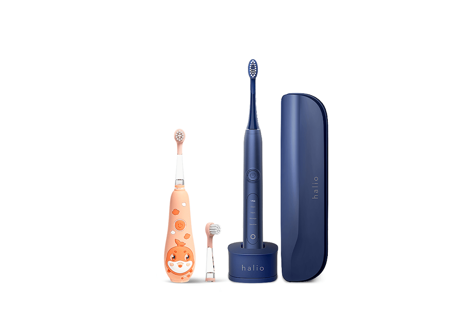 Combo chăm răng cho gia đình Family Fun Brush - Midnight Blue, bao gồm bàn chải điện Halio và phụ kiện cho trẻ em, màu sắc dễ thương, tiện lợi cho việc chăm sóc răng miệng gia đình.