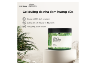 Gel Dưỡng Da Nha Đam Hương Dừa CoBa’s Daughter Aloe Soothing Gel 300gr với 99% dịch nha đam, giúp làm dịu và ẩm da nhanh chóng, có chứa thành phần từ dừa, hỗ trợ hydrat hóa hiệu quả.