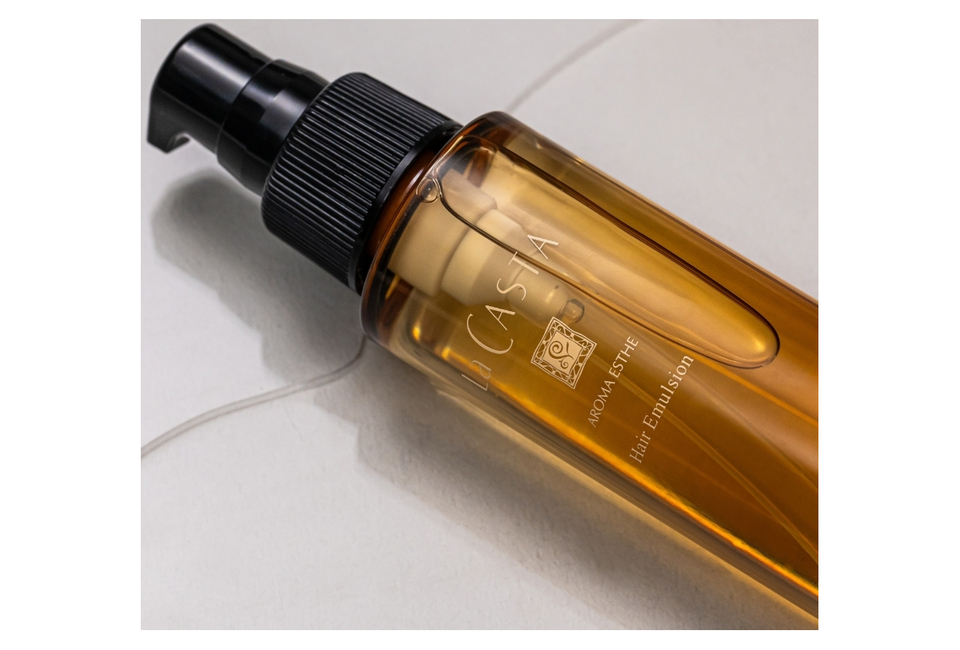 Tinh Chất Dưỡng Tóc La CASTA Aromaesthe Hair Emulsion Phục Hồi Tóc Hư Tổn 80ml, sản phẩm chăm sóc tóc hiệu quả với kết cấu nhẹ, giúp phục hồi và nuôi dưỡng tóc hư tổn. Dùng hàng ngày cho mái tóc khỏe mạnh hơn.