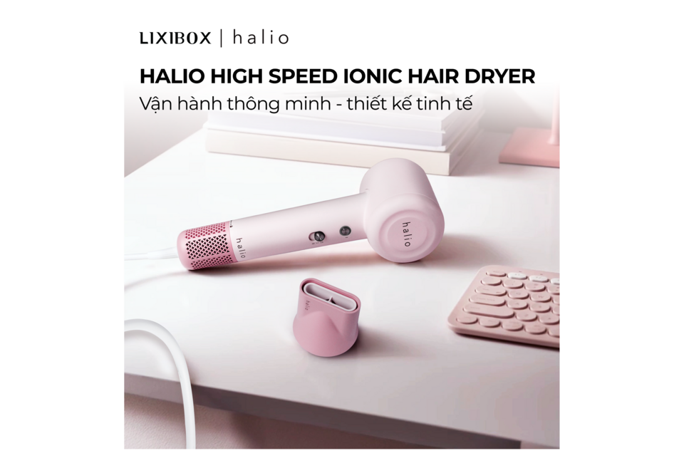 Máy sấy tóc Halio High Speed Ionic Hair Dryer, thiết kế tinh tế với tính năng vận hành thông minh, màu hồng nhẹ nhàng, kèm phụ kiện đi kèm.