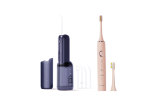 Combo Máy Tăm Nước 2 Bình Thay Thế Halio Ocean Blue và Bàn chải điện Halio Sonic SmartClean Coral là bộ sản phẩm hoàn hảo cho Chăm Sóc Răng Miệng, giúp làm sạch hiệu quả và nâng cao sức khỏe răng miệng.