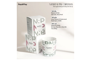 Nến Thơm Take Nap&Play Scented Candle Pine Christmas 130G, với hương đầu Balsam & Oak, hương giữa Lime, Mossy & Cedarwood, và hương cuối Mossy & Musky, mang đến không khí ấm cúng cho ngày đông.