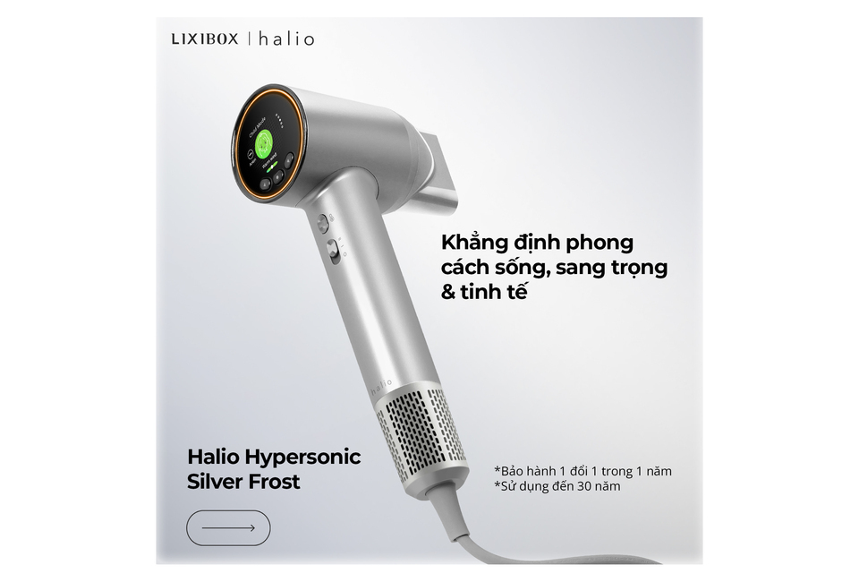 Máy Sấy Tóc Ion Âm Halio Hypersonic Hair Dryer Silver Frost với thiết kế sang trọng, tinh tế, kèm theo tốc độ sấy nhanh và công nghệ ion âm giúp bảo vệ tóc. Sản phẩm lý tưởng cho những ai yêu thích phong cách sống hiện đại.