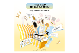 Kèm theo LIXIBOX "TASTE OF SUMMER" với sản phẩm chăm sóc sắc đẹp, bao gồm Mặt Nạ Ánh Sáng Sinh Học Halio PureGlow Ultralite Silicone LED Face Mask và nhiều món quà hấp dẫn khác.