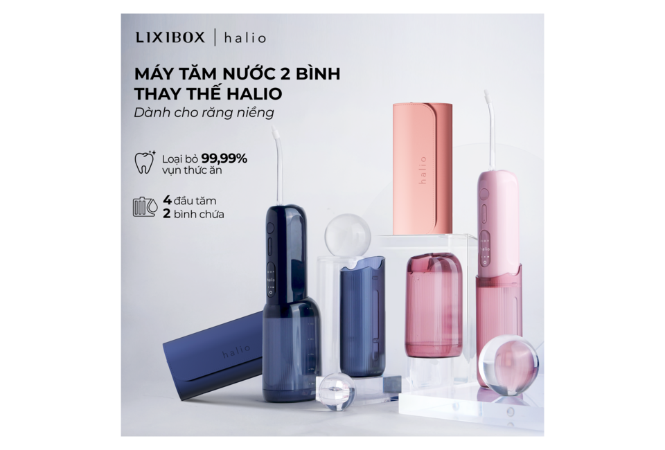 Combo Bật Mood Tự Tin - Pink Whisper kết hợp máy tăm nước Halio với 2 bình thay thế, đảm bảo loại bỏ 99,99% vụn thức ăn, hoàn hảo cho việc chăm sóc răng miệng.