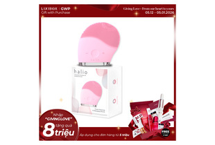 Halio Facial Cleansing & Massaging Device Baby Pink Limited Edition, thiết kế đẹp mắt và tiện lợi, giúp làm sạch da và massage mặt hiệu quả. Sản phẩm được đóng gói trong hộp sang trọng, hoàn hảo cho việc dưỡng da hàng ngày.
