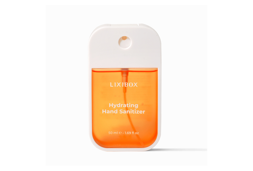 Nước Rửa Tay Khô Lixibox Hydrating Hand Sanitizer - Mandarin Tart 50 ml có công thức hydrating, giúp làm sạch tay hiệu quả và giữ ẩm cho da, phù hợp cho mọi lúc mọi nơi.