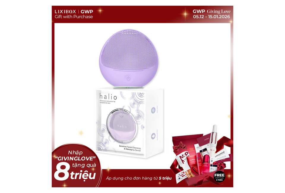 Máy Rửa Mặt Dành Cho Da Nhạy Cảm Halio Sensitive Facial Cleansing & Massaging Device Purple Rain Limited Edition nằm trên hộp trắng, kèm quảng cáo chương trình khuyến mãi có dòng chữ "GIVINGLOVE" và giới hạn thời gian khuyến mãi từ 05.12 đến 15.01.2026.