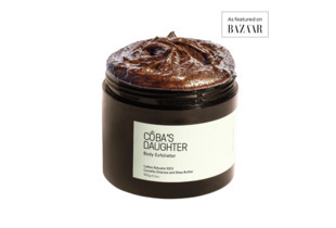 CoBa’s Daughter Body Exfoliator 300gr, a luxurious body scrub featuring Coffee Robusta 100%, Camellia Sinensis, and Shea Butter for smooth, radiant skin. Perfect for exfoliating and rejuvenating your skin’s texture.