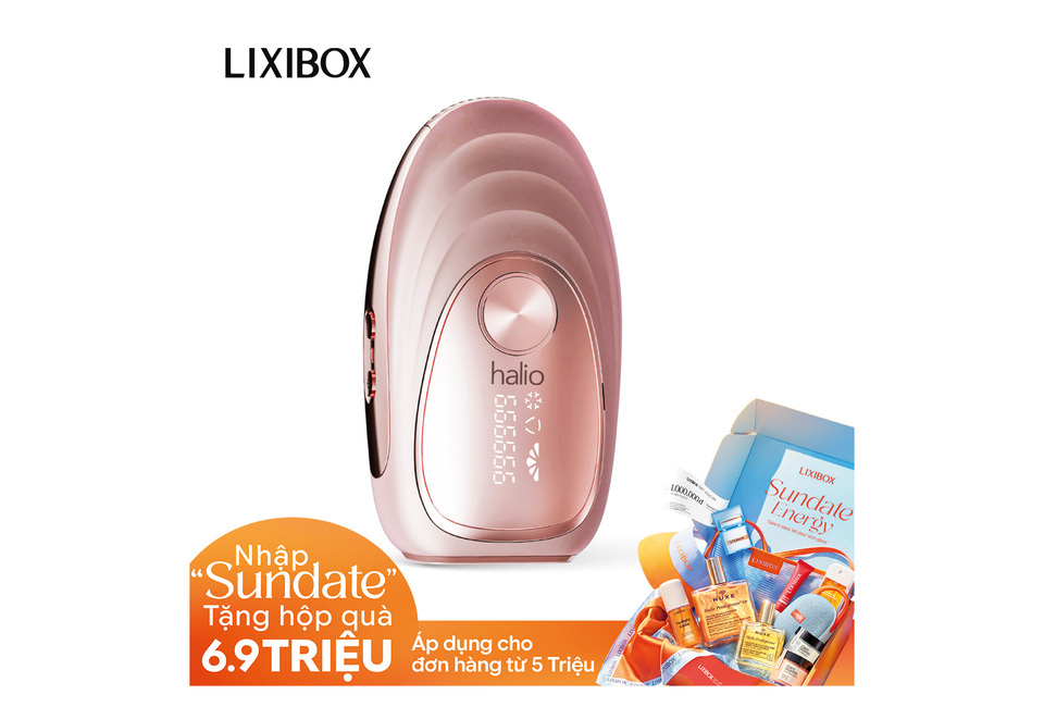 Máy Triệt Lông Lạnh Cá Nhân Halio IPL Cooling Hair Removal Device với thiết kế tinh tế màu hồng, tiện lợi cho việc triệt lông tại nhà. Các thông số rõ ràng trên màn hình giúp dễ dàng điều chỉnh chế độ sử dụng.